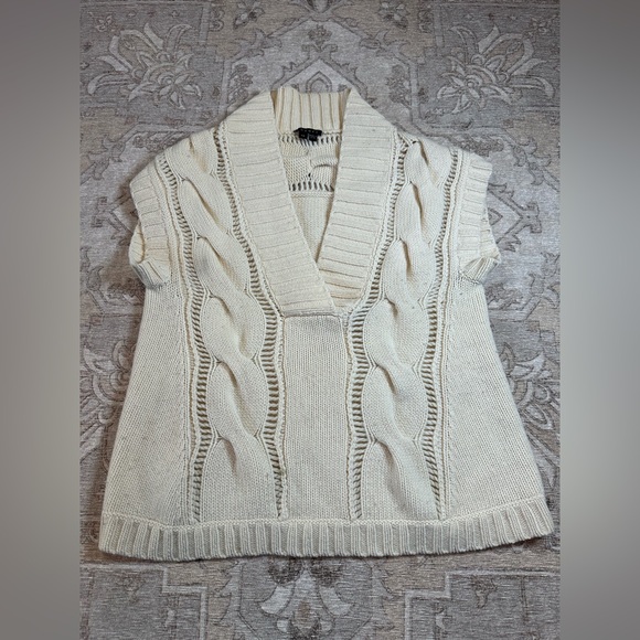 Theory Sweaters - Theory Cream Cable Knit V-Neck Cap Sleeve Sweater Vest